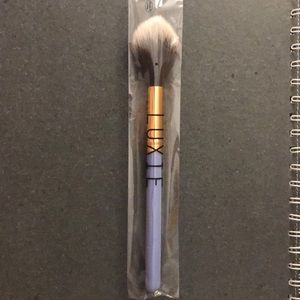 LUXIE 640 Pro Précision Tapered brush